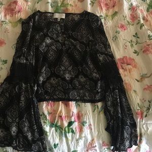 Long sleeve Kendall and Kylie shirt